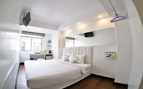 Clover City Center Hotel